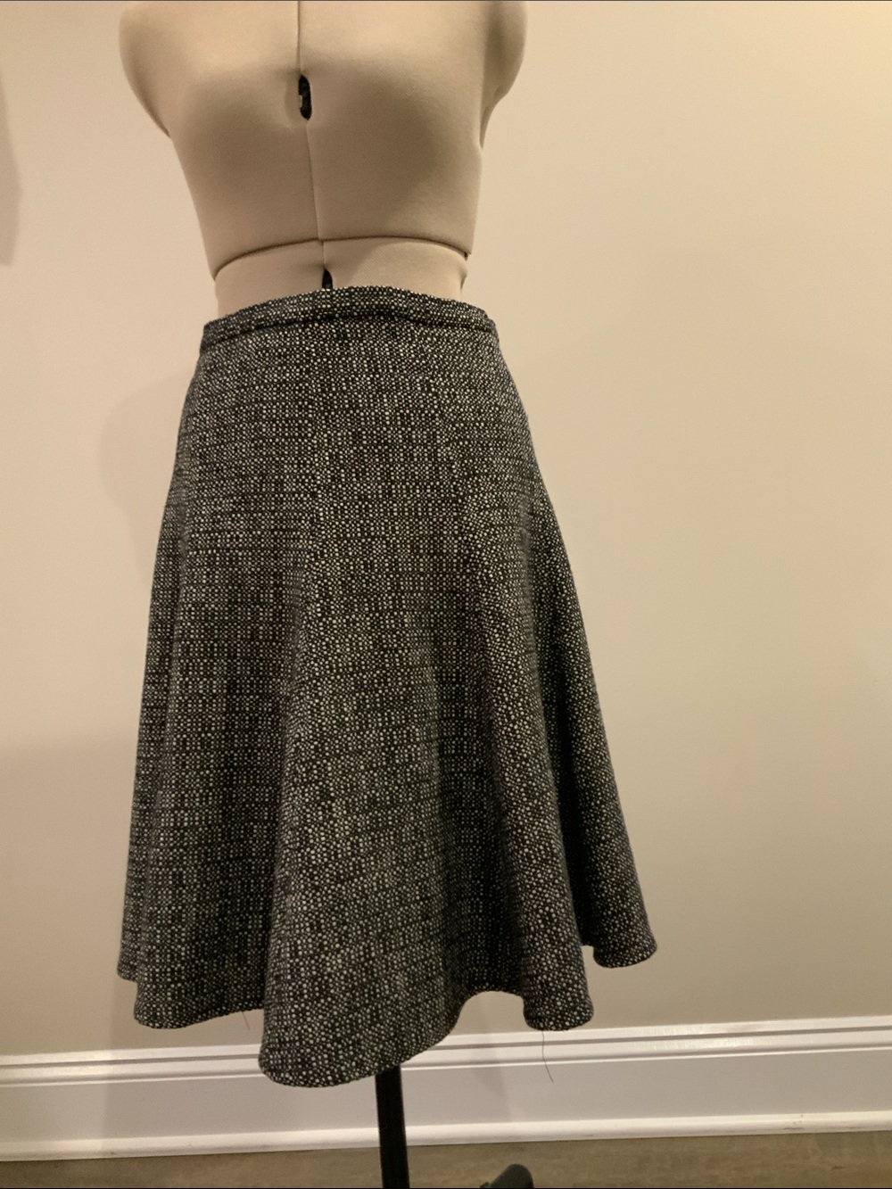 Banana Republic Gray Tweed A-Line Flared Skirt
